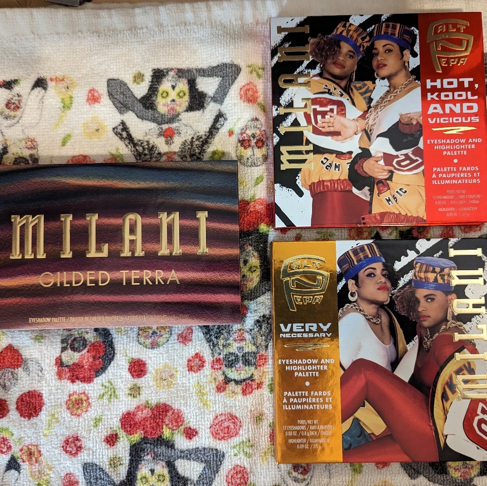 Milani eyeshadow lot